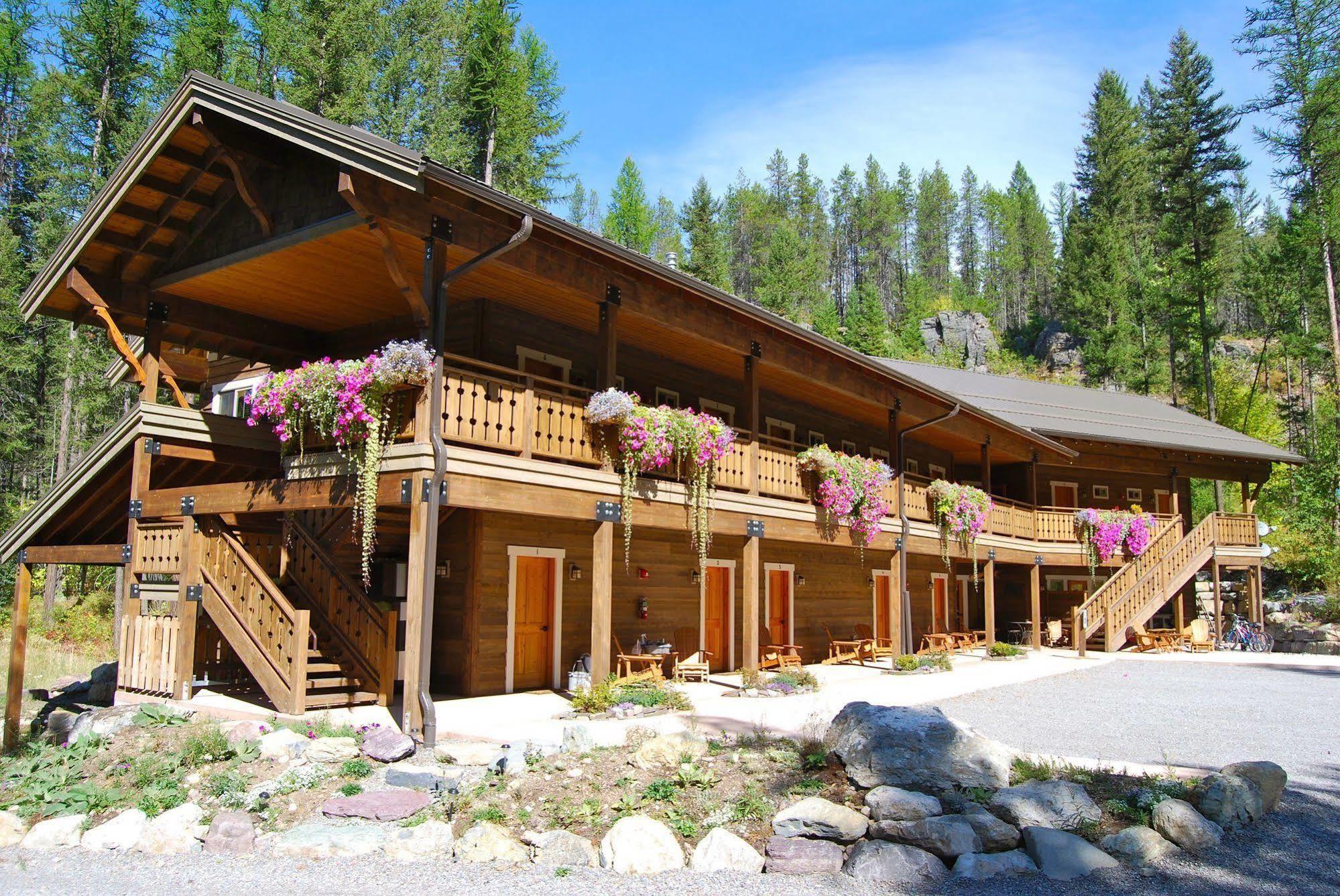 Glacier Guides Lodge West Glacier Exterior photo